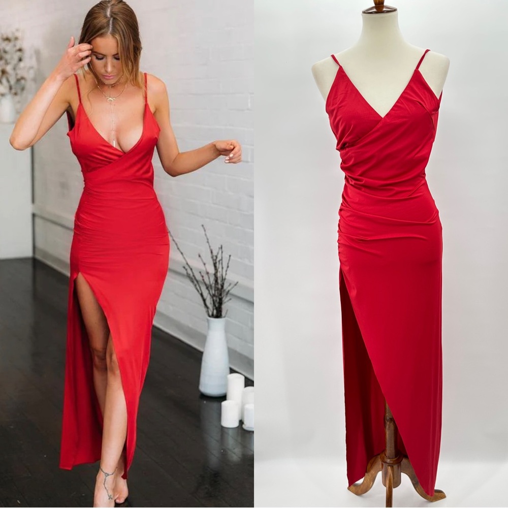 Hello Molly Red Bullseye Maxi Dress Size Small NEW